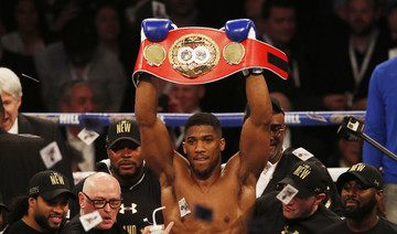 Joshua eyes Fury after taking IBF title