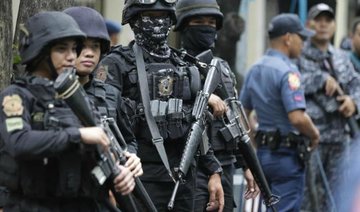 Philippine troops capture key bridge near Marawi militants