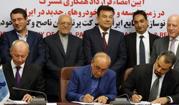 Iran signs its biggest-ever car deal with France’s Renault