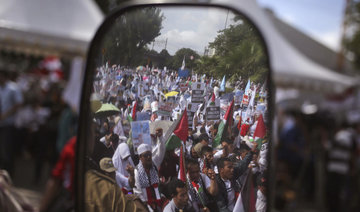 Thousands of Indonesians rally at US embassy over Jerusalem