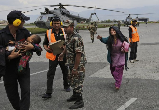 Nepalis spend third night in open as quake toll passes 4,000