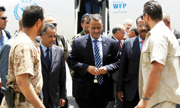 Fighting grips Aden as UN envoy seeks truce