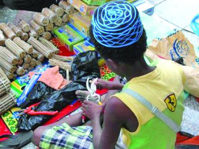 Madinah’s miswak sellers do good business