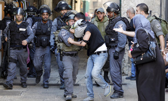 Israeli police blamed as violence erupt at Al-Aqsa