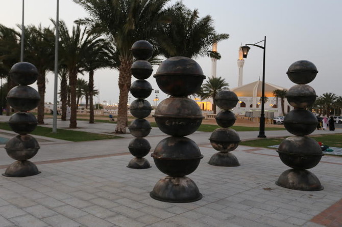 Sculpture by Saudi female artist installed at Jeddah corniche