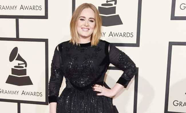 Adele pays tribute to London attack victims