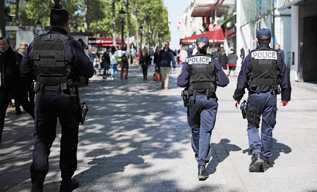 France mobilized for election security after Paris attack