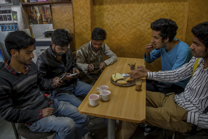 In Indian Kashmir, social media becomes a battleground