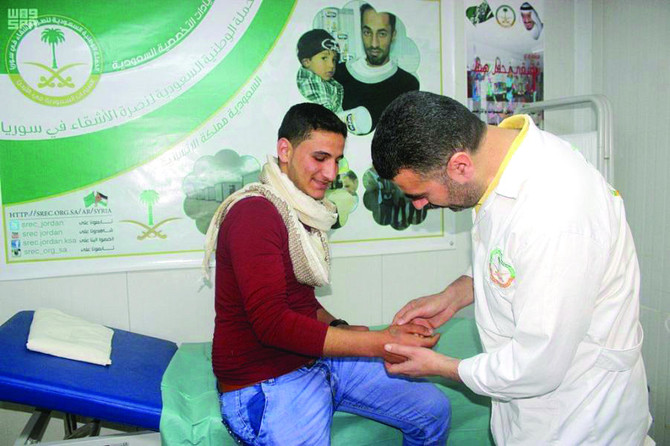 Saudi clinics treat 3,363 Syrian refugees in Zaatari camp in 225th week