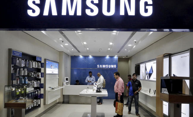 Samsung to double mobile phone capacity at Indian factory