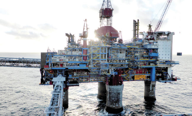 Rosneft finds first oil field offshore eastern Arctic