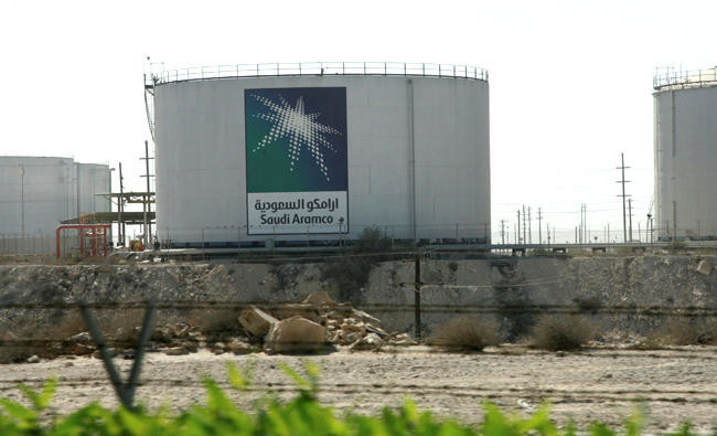 Saudi Aramco takes steps to maximize IPO valuation