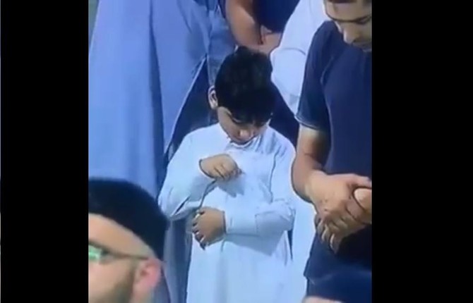 Adorable video of boy ‘counting his Eidiya’ goes viral