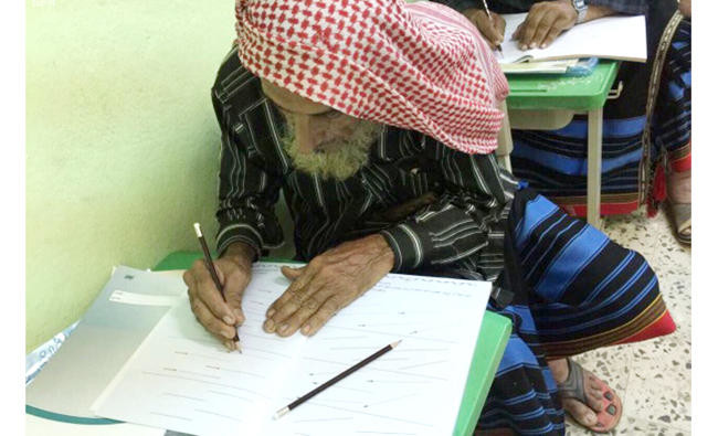 100-year-old Saudi student benefits from literacy campaign in Bisha