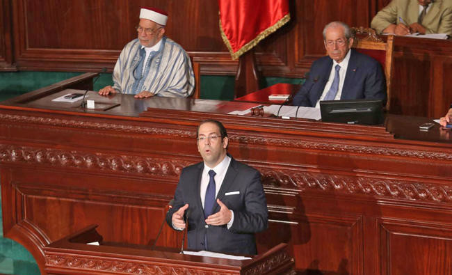 Tunisia’s new government gets party backing for reform push