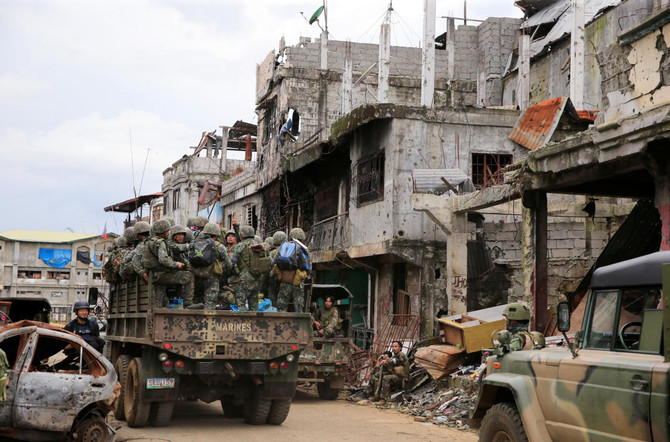 Philippine army captures key pro-Daesh base in besieged city