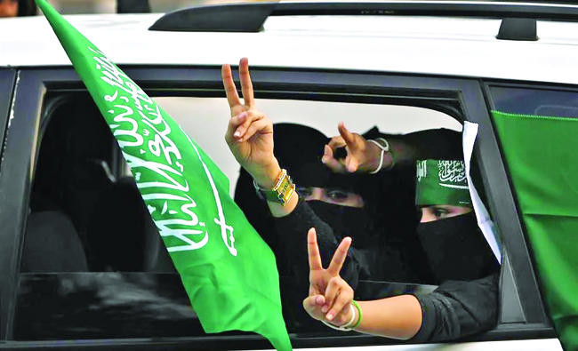 ‘A very positive sign’: congratulations pour in as Saudi women are finally allowed to drive