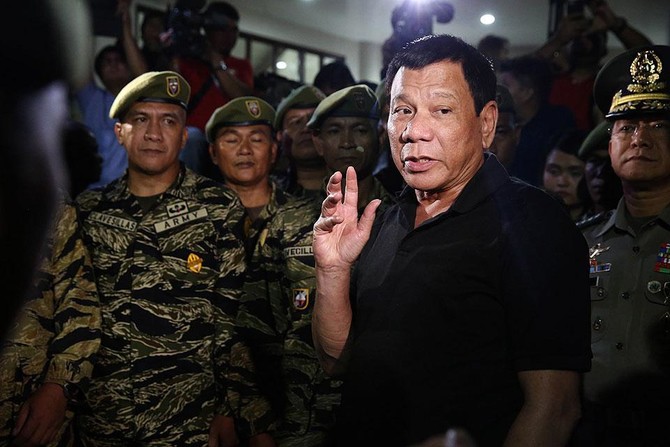 Philippines’ Duterte warns of ‘revolutionary government’