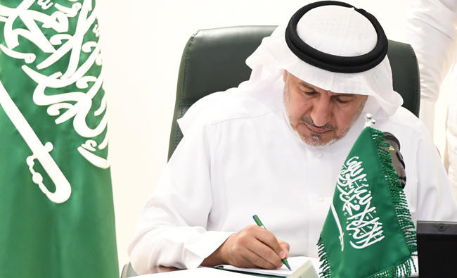 KSRelief signs seven projects for displaced Syrians and refugees