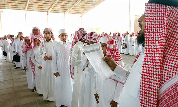 Saudi Education Ministry steps up to face challenges of school safety, security