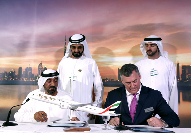 Emirates to buy 40 Dreamliners from Boeing in $15.1 billion deal