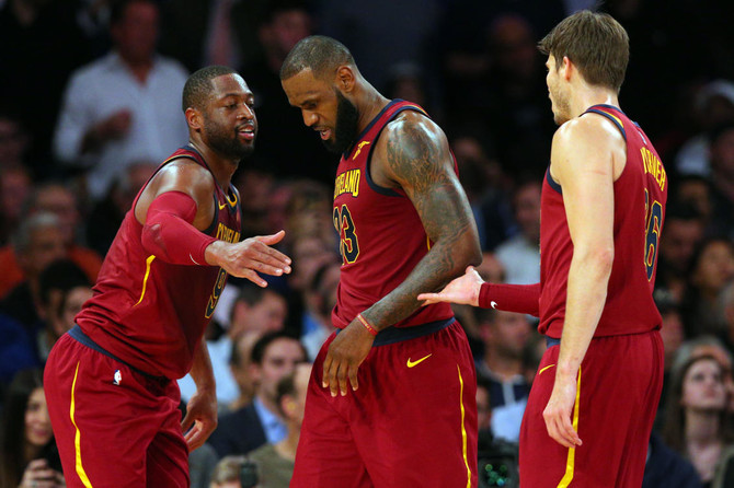 LeBron rallies Cavaliers over Knicks, Bucks win