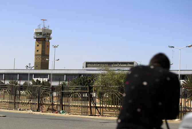 UN humanitarian aid workers return to Yemen as Sanaa airport reopens