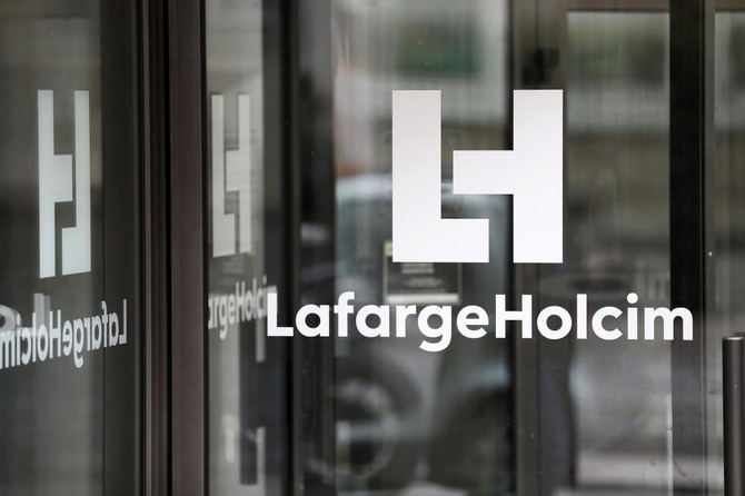 Lafarge executive charged with financing Daesh