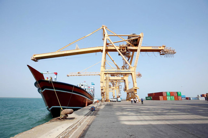 Vital Yemen port to stay open for a month