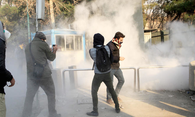 Competing agitations at Tehran university