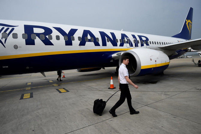 Fed-up passenger sought fast track on Ryanair wing