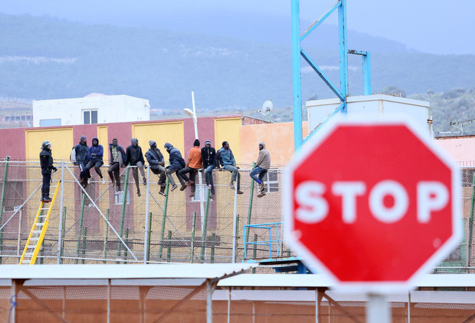 More than 200 migrants storm Morocco-Spain border