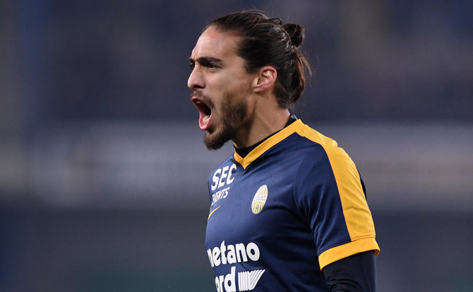 Lazio signs former Juventus defender Caceres from Verona