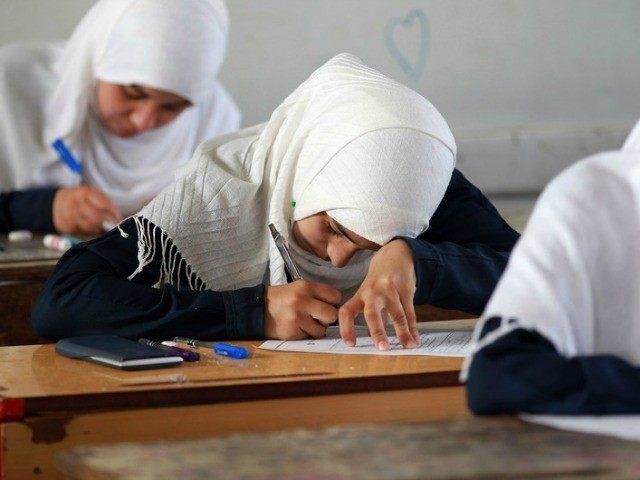 British school bans girls under eight from wearing Hijab