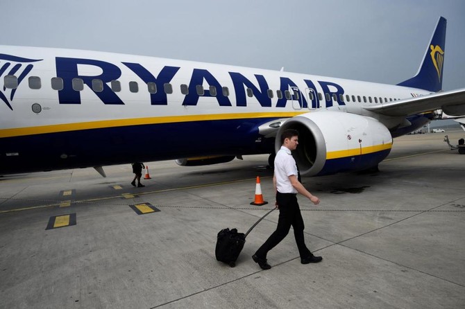 Ryanair agrees to recognize British pilots union for first time