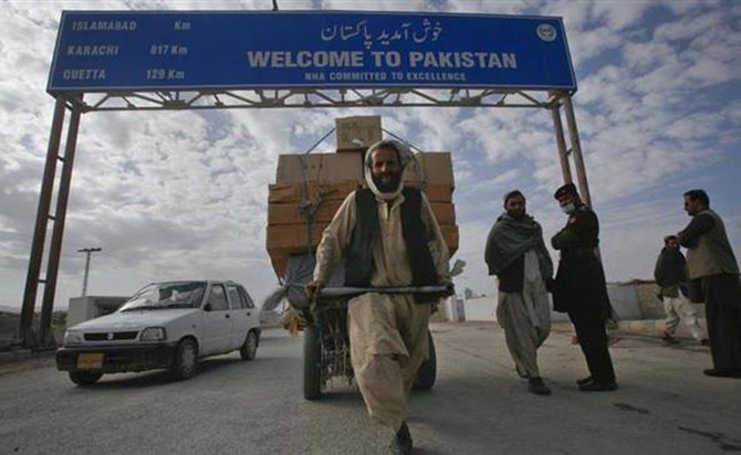 Pakistan reopens key trade route with Afghanistan