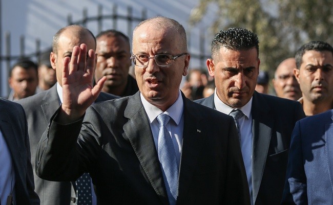 Palestinian PM escapes Gaza bomb attack