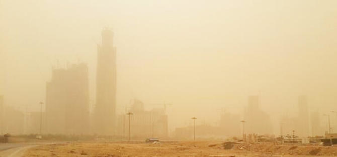 Sandstorms hit Saudi Arabia; rain expected on Friday